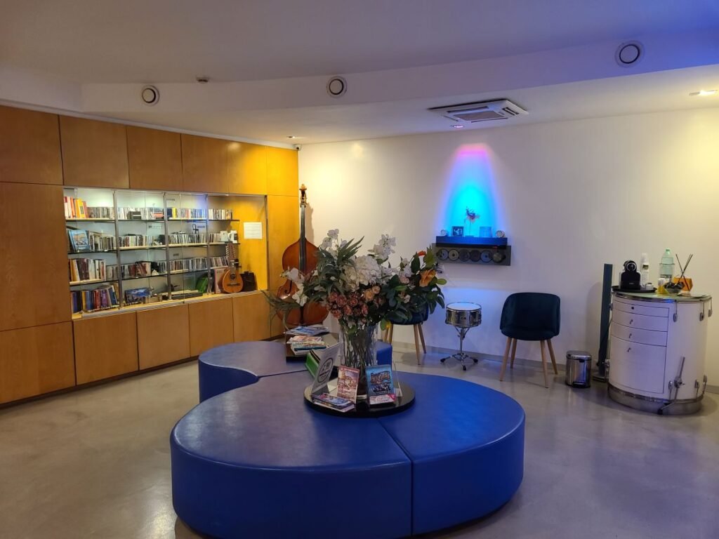Lobby of Hotel Franklin Feel The Sound in Rome