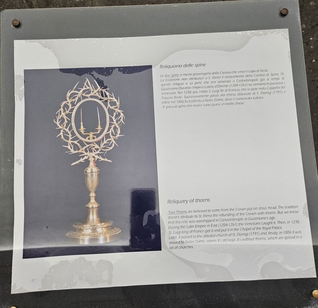 Information about the relics of the Crown of Thorns
